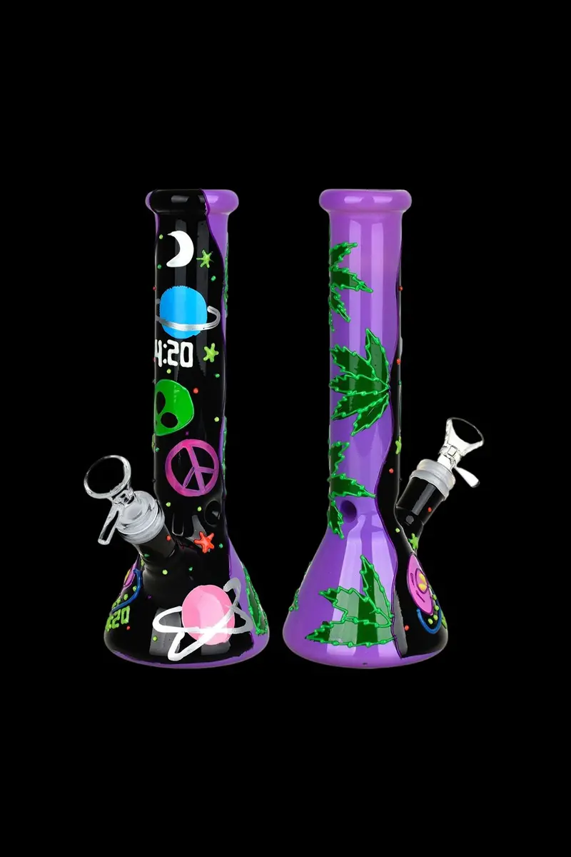 420 Beam Me Up! Glow-In-The-Dark Beaker Bong 1