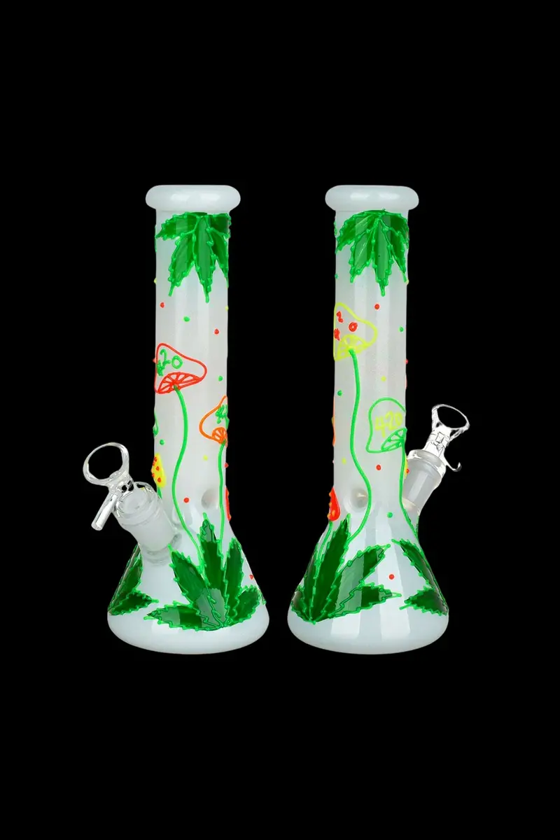 420 Hemp Leaf & Fungi Glow-In-The-Dark Bong 1