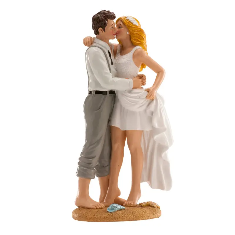 Beach-Themed Wedding Couple Cake Topper – 16 Cm Sculpture 1