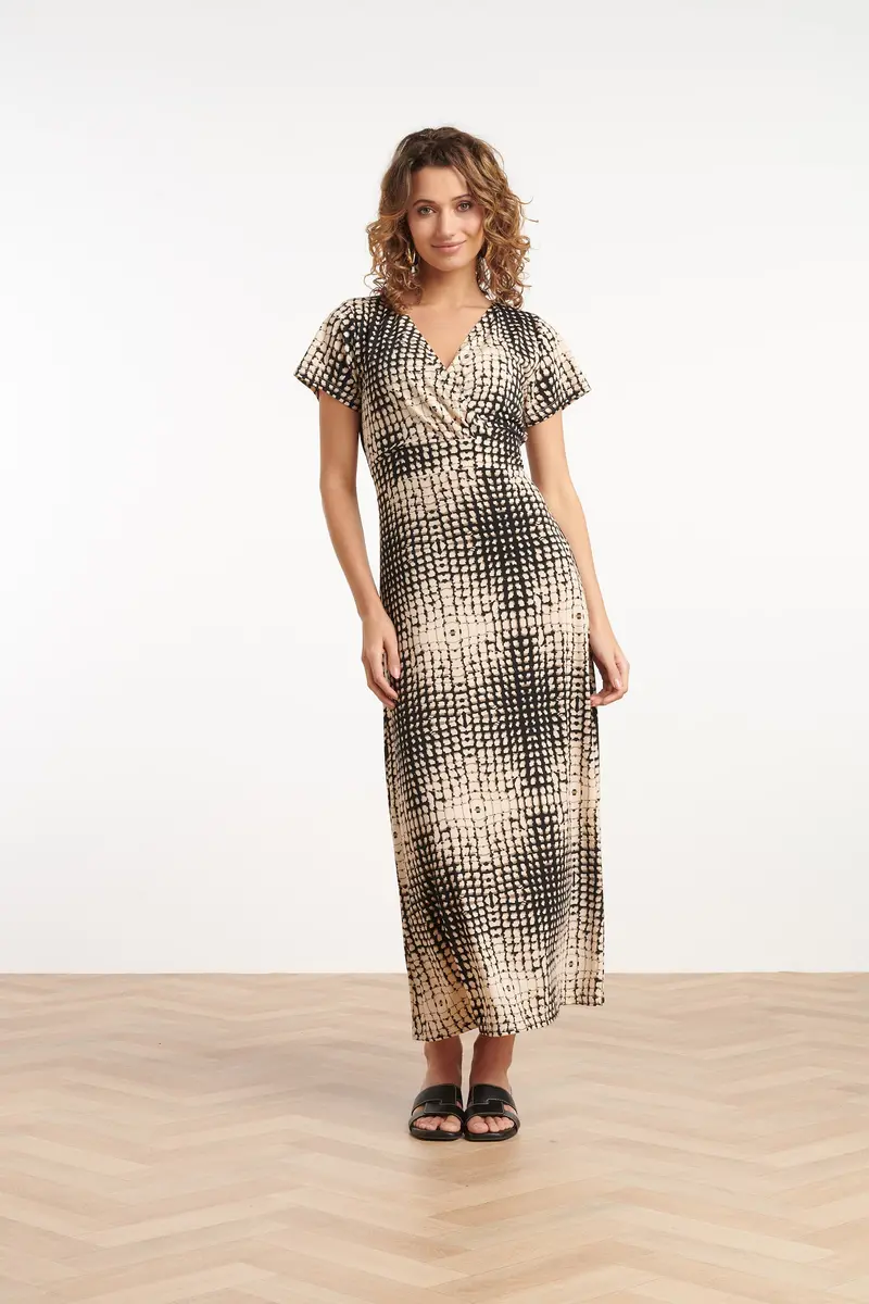 Black And Off-White Wrap Dress – Style 35151 1