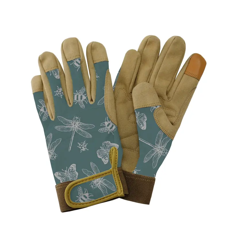 Comfort-Fit Insect-Print Gardening Gloves 1