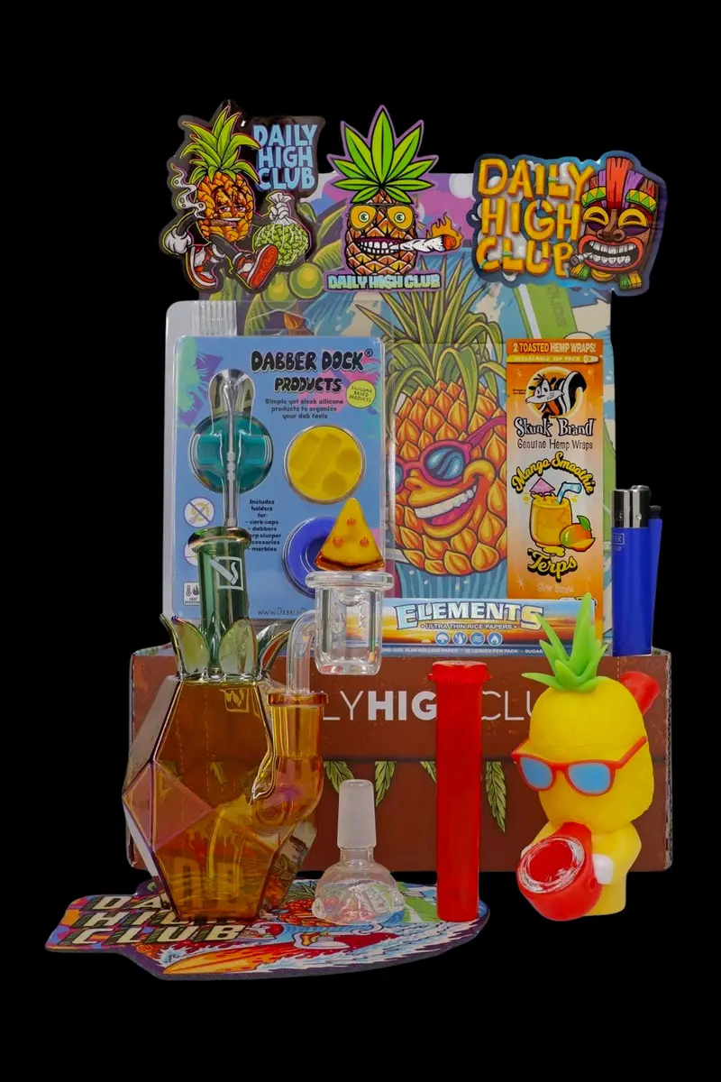 Daily High Club Party Pineapple Themed Smoking Accessory Kit 1