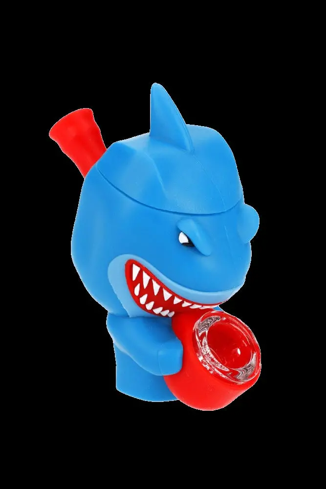 Daily High Club Shark-Shaped Silicone Pipe 1
