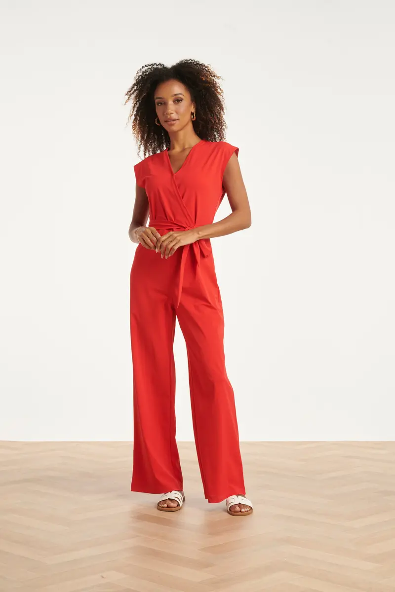 Elegant Wide-Leg Jumpsuit In Travel-Friendly Fabric – Red 1