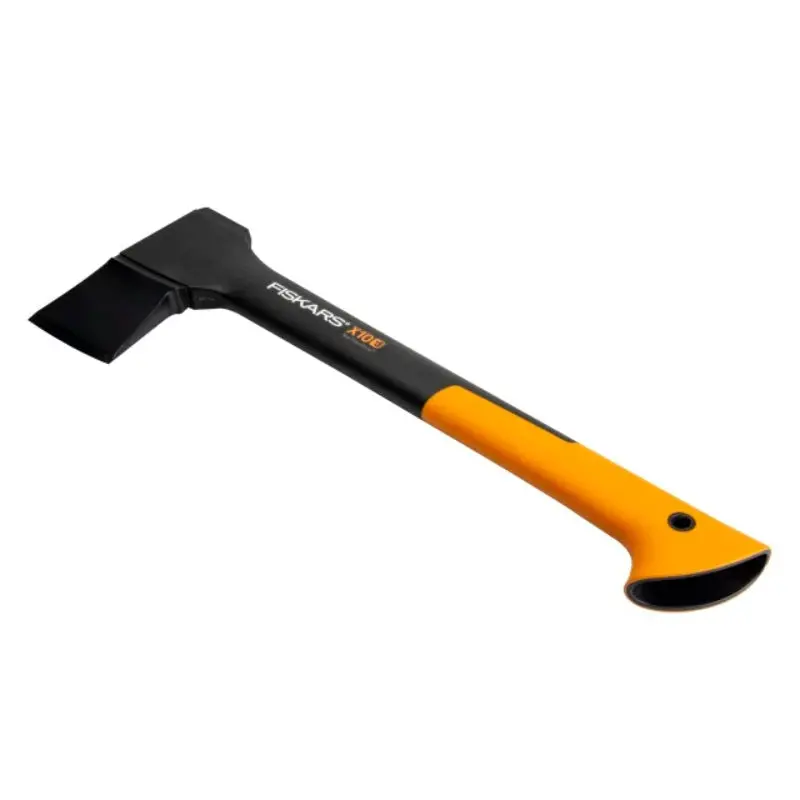 Fiskars X10 Forged Steel Chopping Axe With Non-Slip Grip 1