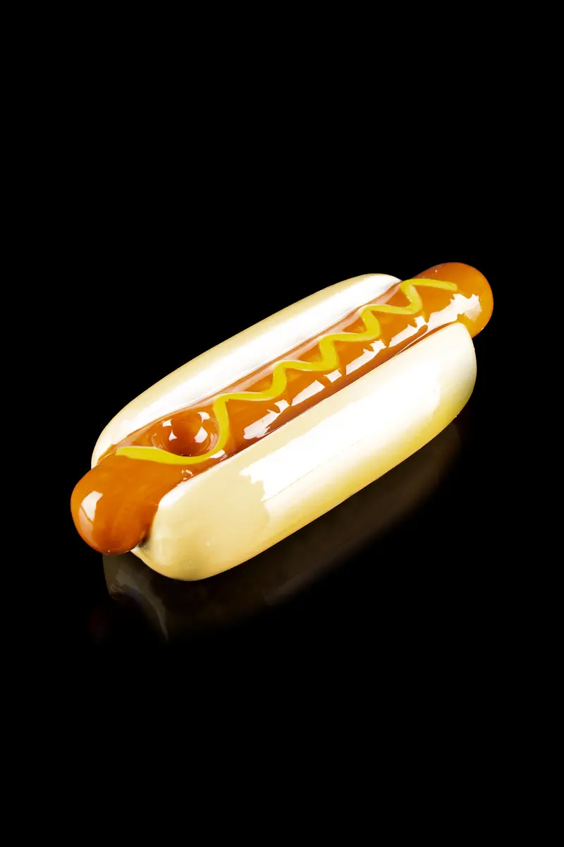 Hot Dog-Shaped Ceramic Pipe – Roast & Toast Series 1