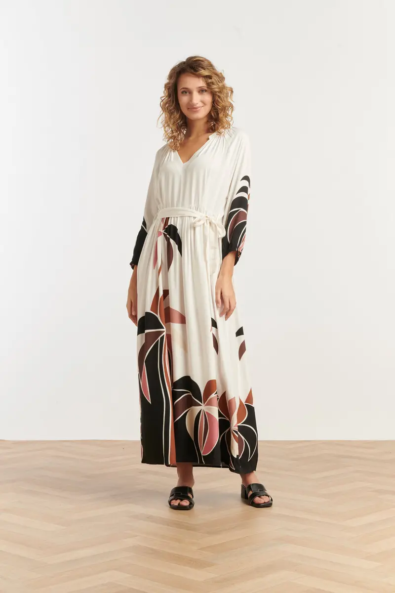 Mauve Palm Print Flowy Off-White Maxi Dress – Style 25057 1