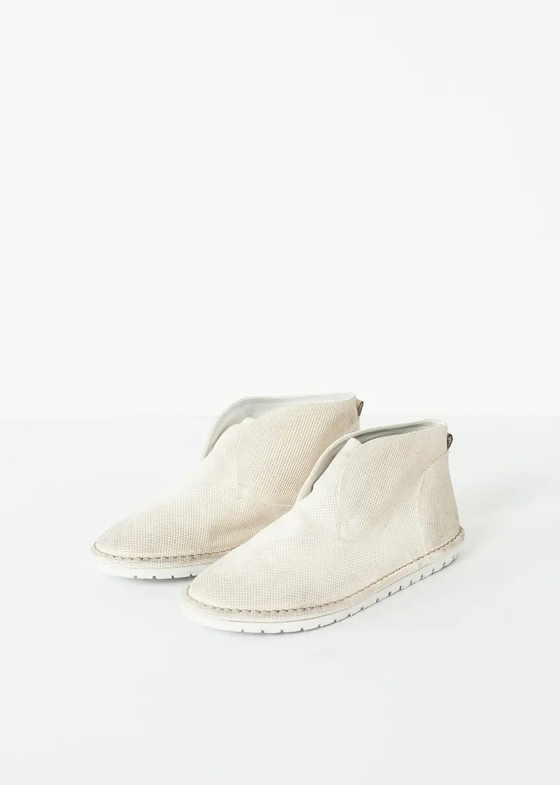 Sancrispa Minimalist Low-Top Sneaker 1