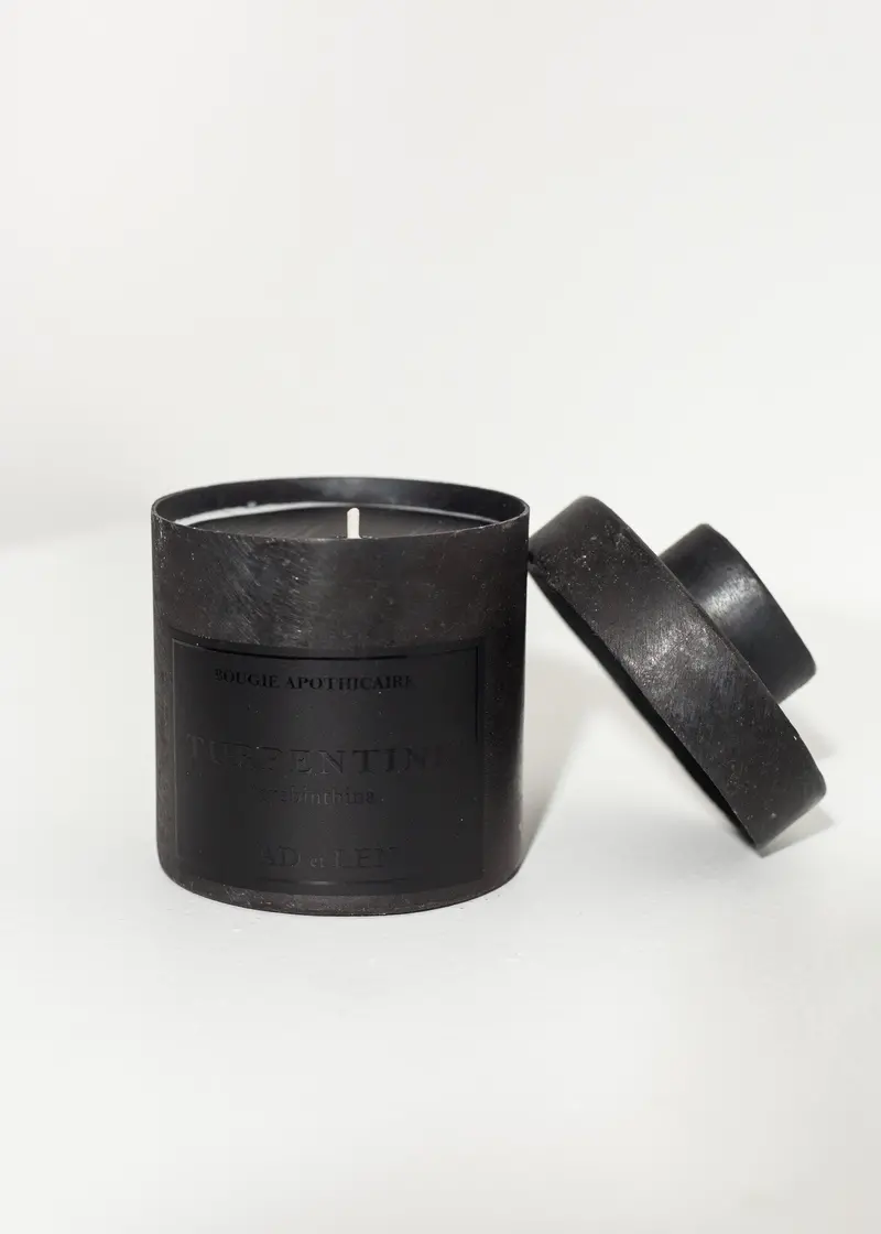 Turpentine-Scented Artisan Candle 1