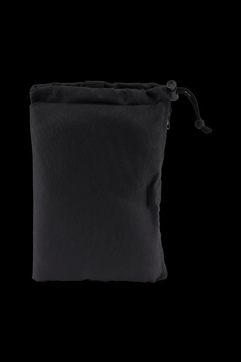 Zip-And-Drawstring Glass Pillow Storage Pouch 4